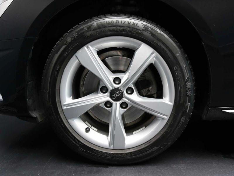 AUDI A4 5ª serie A4 Avant 30 TDI/136 CV S tron...