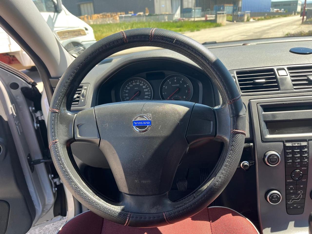 Volvo C30 1.6 Kinetic 142000 KM