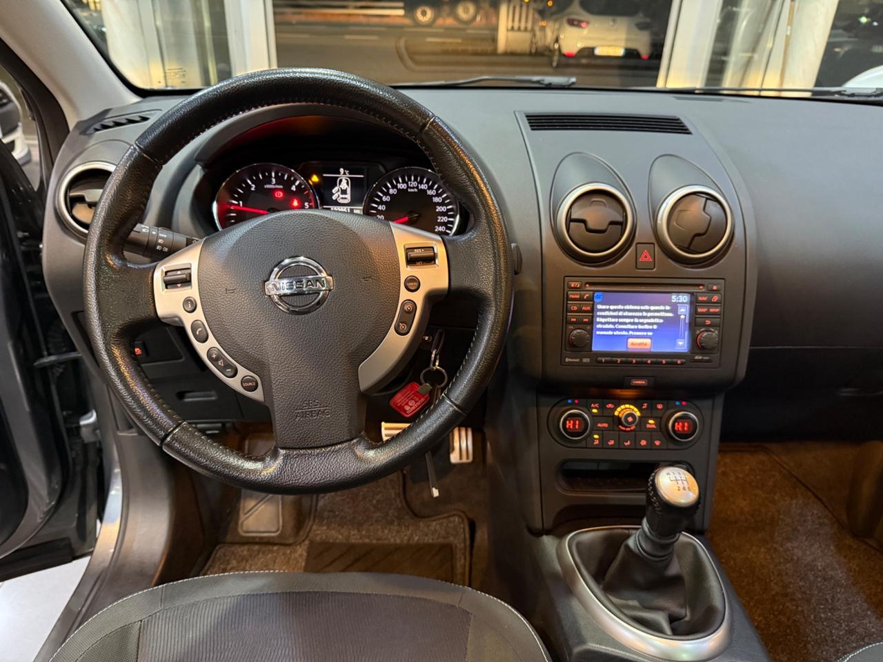 Nissan Qashqai 1.5 dci Visia TETTO PANORAMICO 122.000KM !!