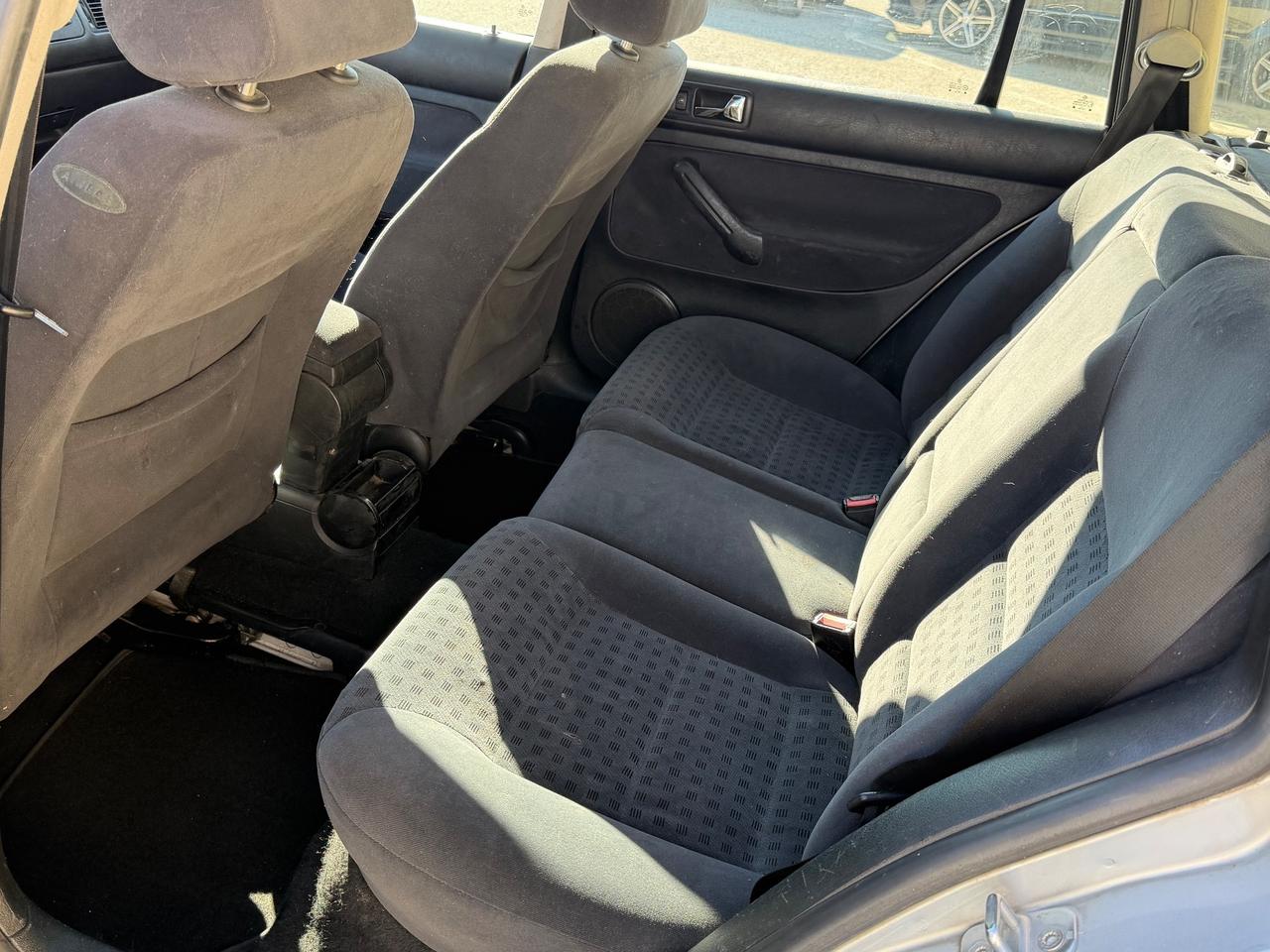 Volkswagen Golf 1.9 TDI/115 CV cat Variant C.line