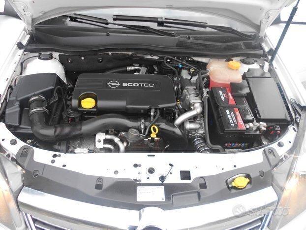ASTRA S.W.1.7cdti(AUTO NUOVA:FERMA dal 2014)6marce