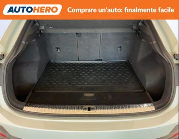 AUDI Q3 35 TDI S line edition