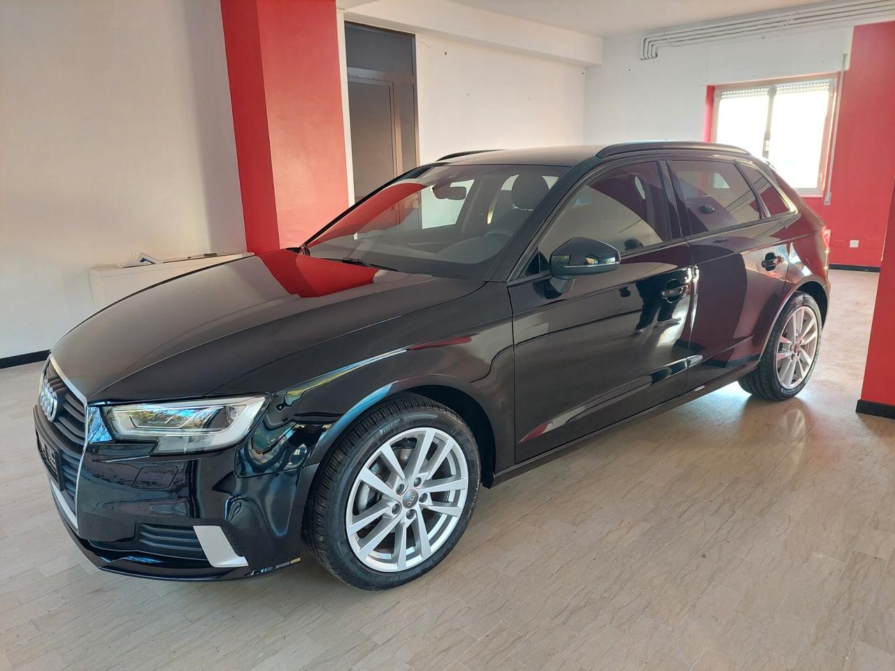 Audi A3 SPB 30 g-tron S tronic Sport LED/NAVI/C17/SEDILI ELETTRICI