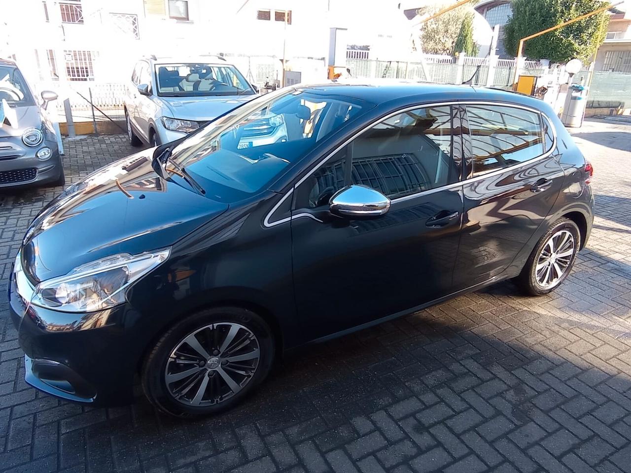 Peugeot 208 BlueHDi 100 5 porte GT Line