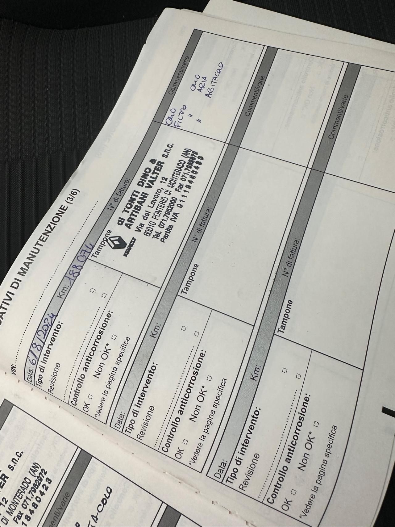 Renault CLIO 1.5 DIESEL 2012 - TOM TOM