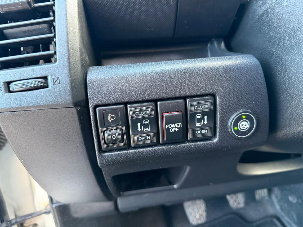 Mazda 5 BENZINA + GPL 7 POSTI