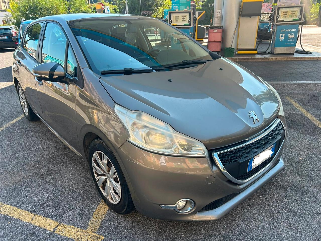 Peugeot 208 1.0 Active offerta del mese
