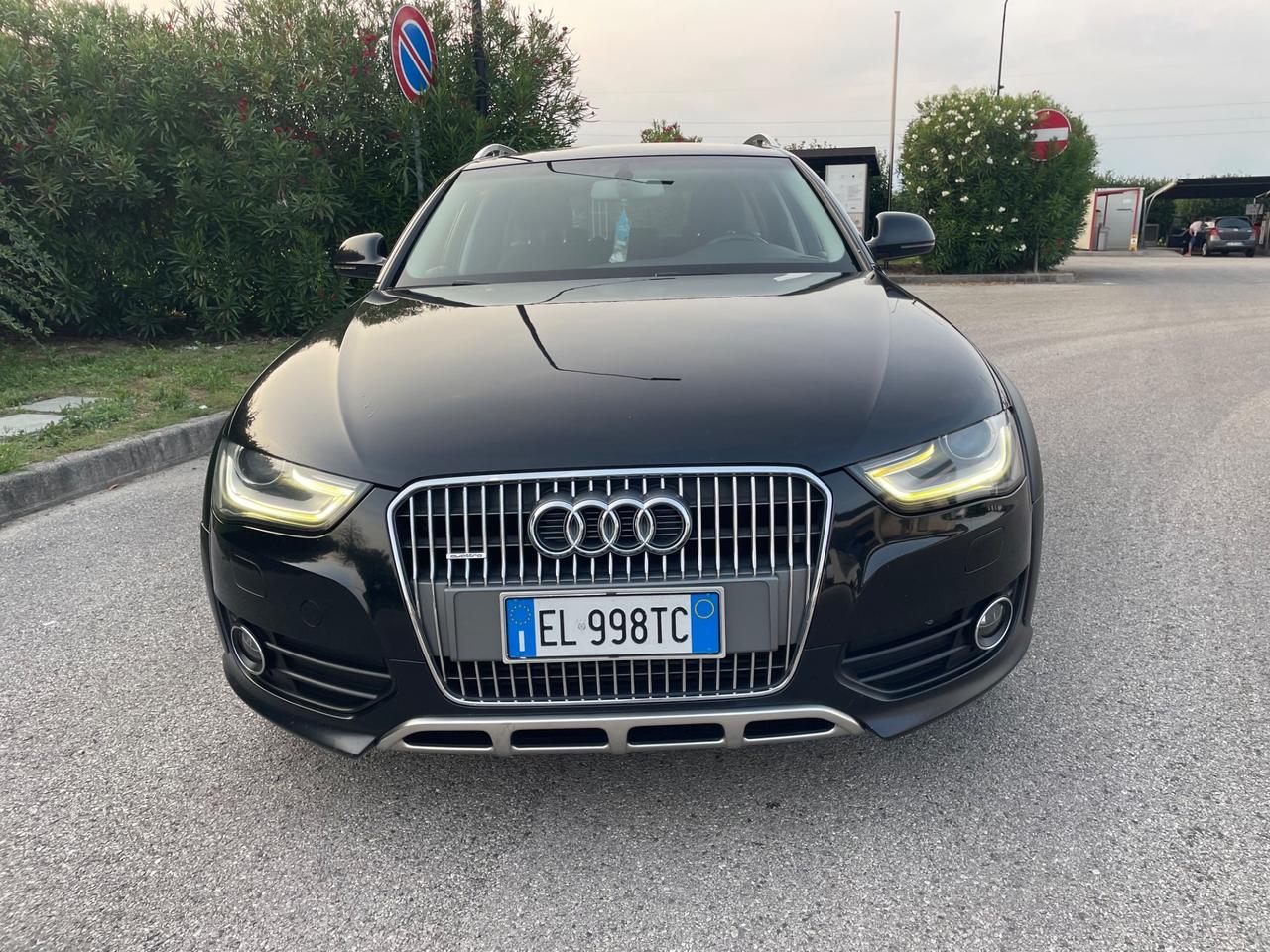 Audi A4 allroad 2.0 TDI 177 CV 2012 garanzia €.9500