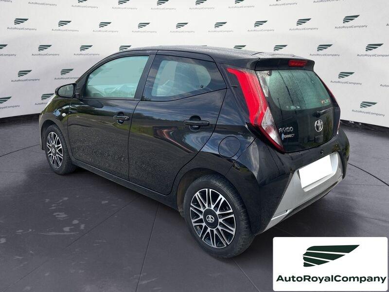 Toyota Aygo Aygo Connect 1.0 VVT-i 72 CV 5 porte x-play