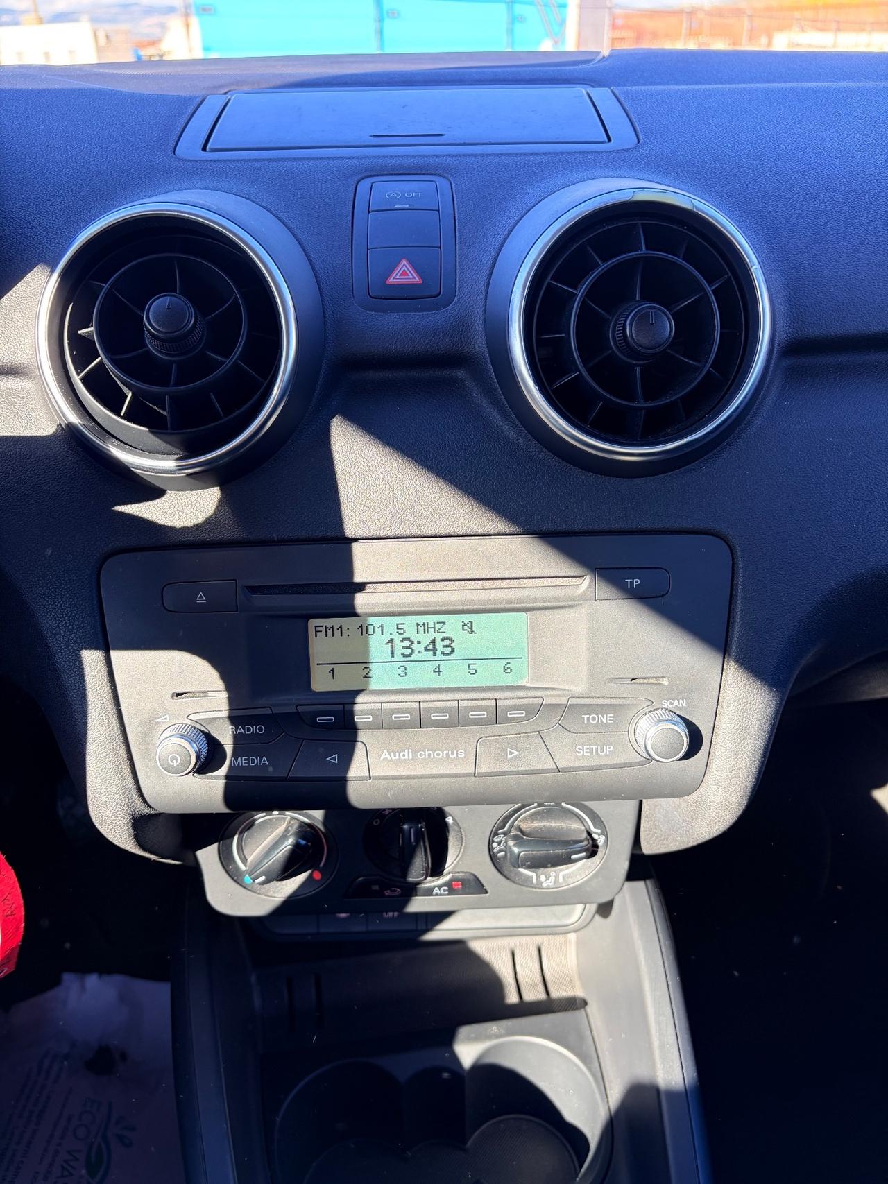 Audi A1 1.6 TDI 105 CV Attraction