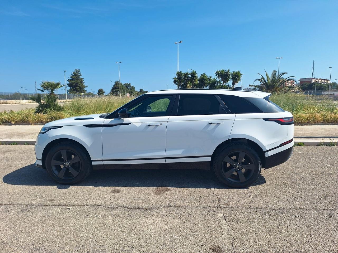 Land Rover Range Velar 2.0D I4 180 CV R-Dynamic HSE