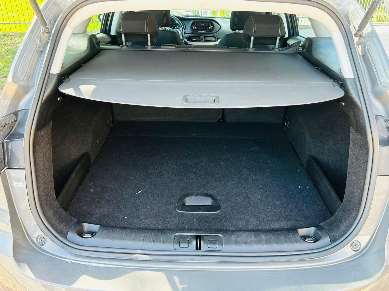 Fiat Tipo 1.6 Mjt S&S SW Lounge