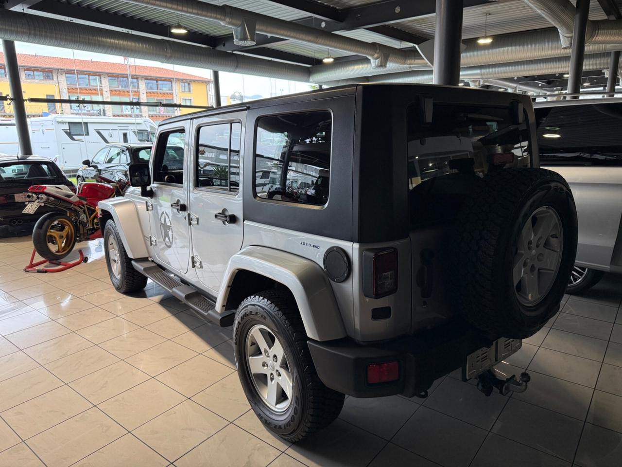 JEEP WRANGLER SAHARA 4X4 LIMITED EDITION