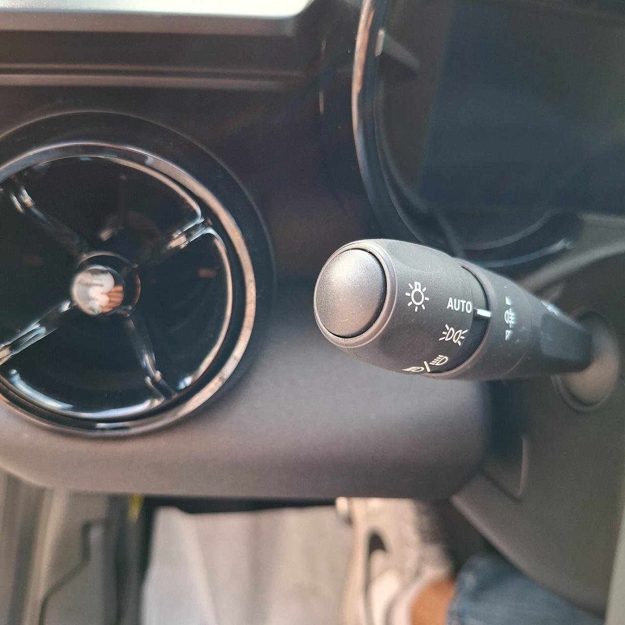 Alfa Romeo Junior 1.2 Hybrid 136cv Edct6 Speciale