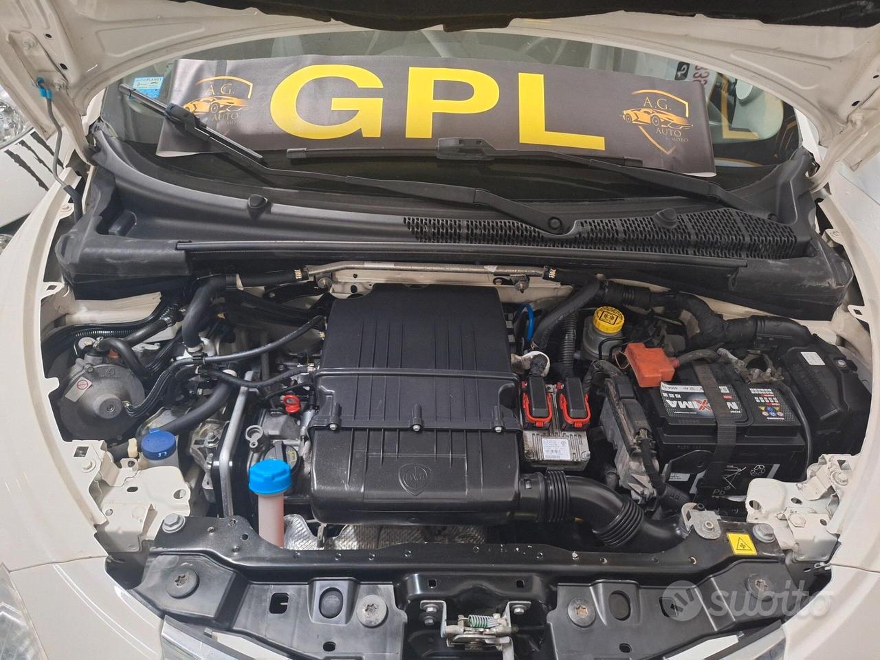 Lancia Ypsilon 1.2 69 CV 5 porte GPL Ecochic Gold