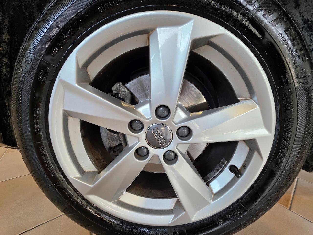 Audi Q2 30 TDI S tronic Admired