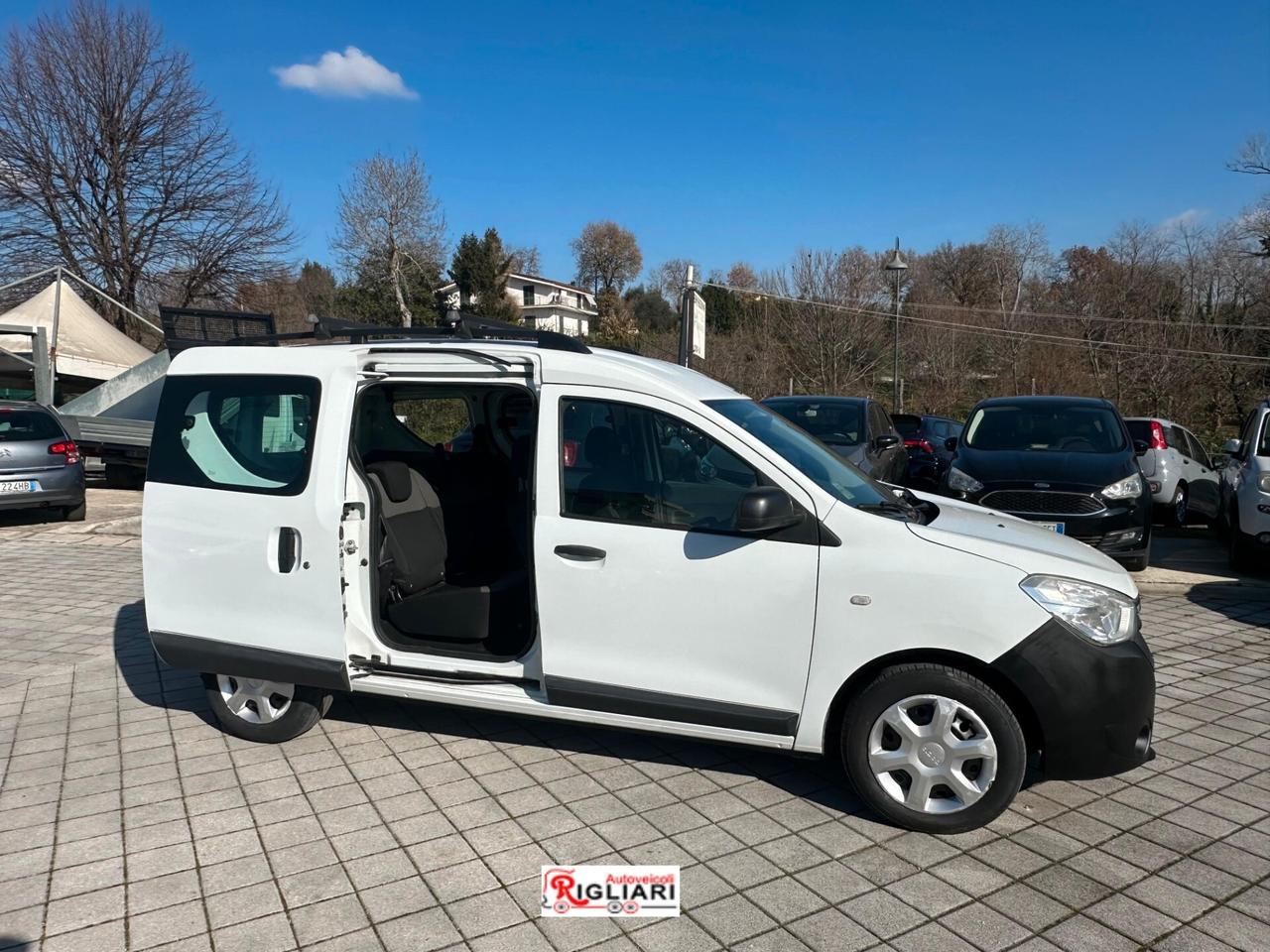 Dacia Dokker 75CV Lauréate Family - Anno 2016 - 5 posti