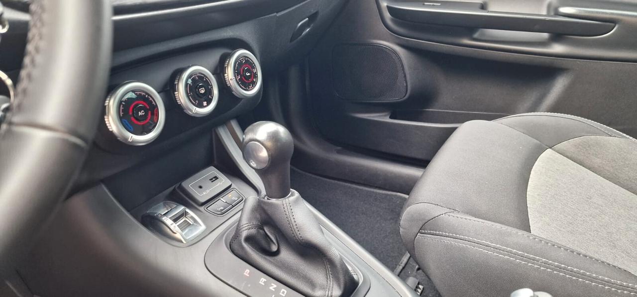Alfa Romeo Giulietta 1.6 JTDm TCT 120 CV Super