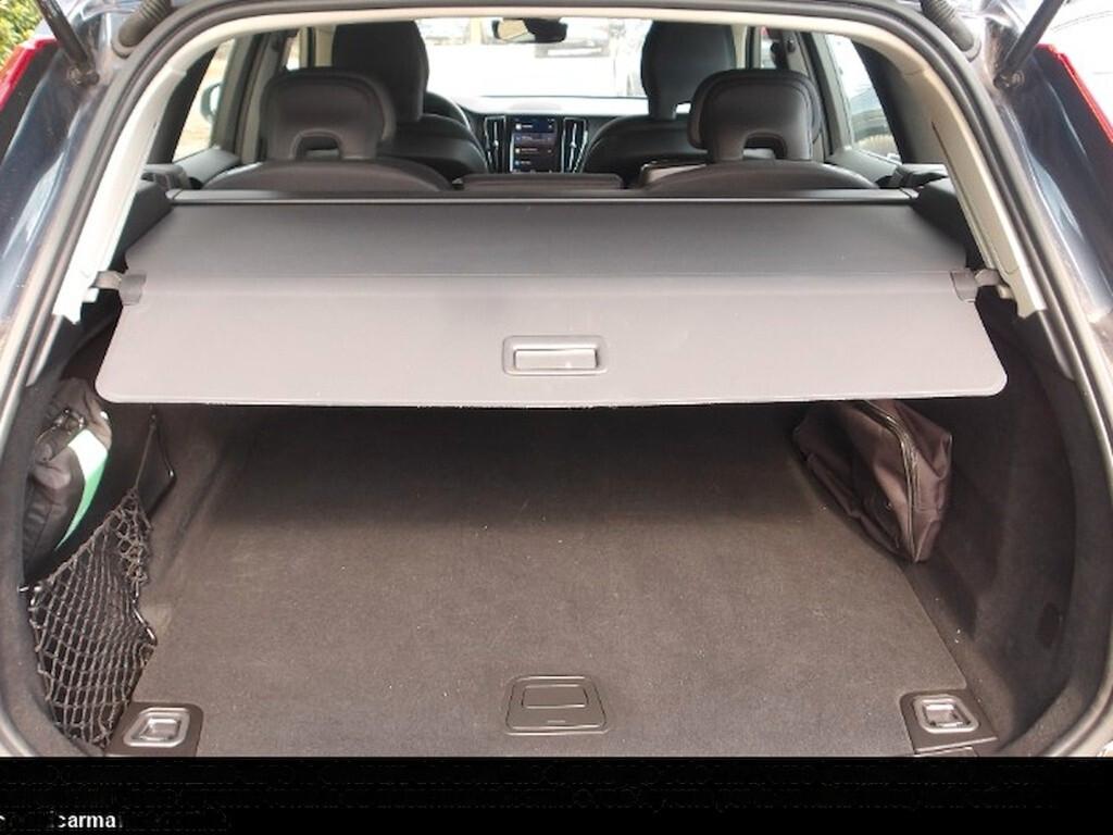 VOLVO XC60 2.0D 197CV B4 (D) AUTOMATIC AWD BUSINESS ( FARI LED - COCKPIT - CRUISE - MIRROR - SENSORI POST. - CERCHI 19 )