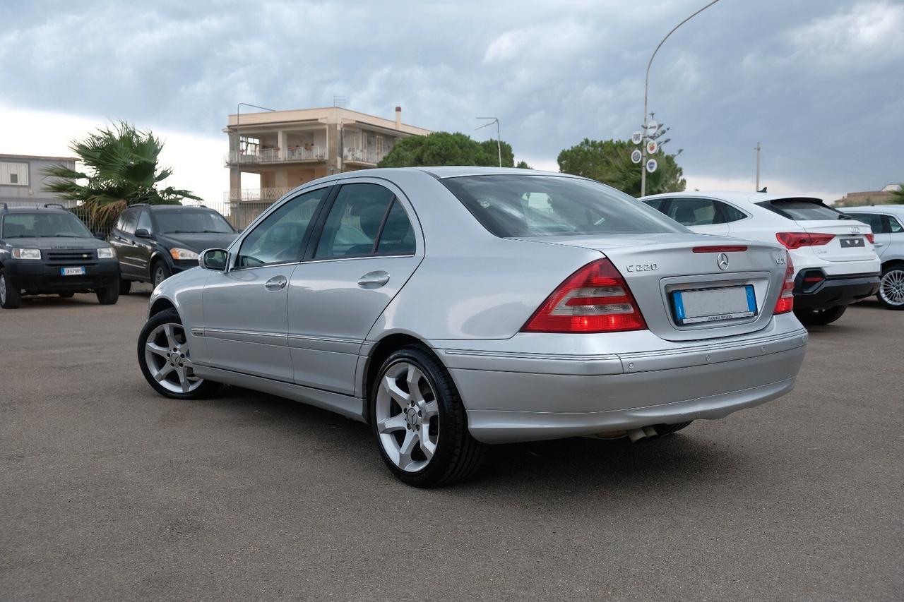 Mercedes-benz C 220 CDI Eleg. 150cv