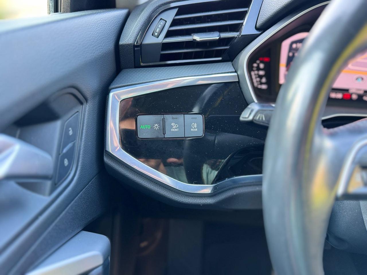 Audi Q3 S Line 2.0 35 TDI