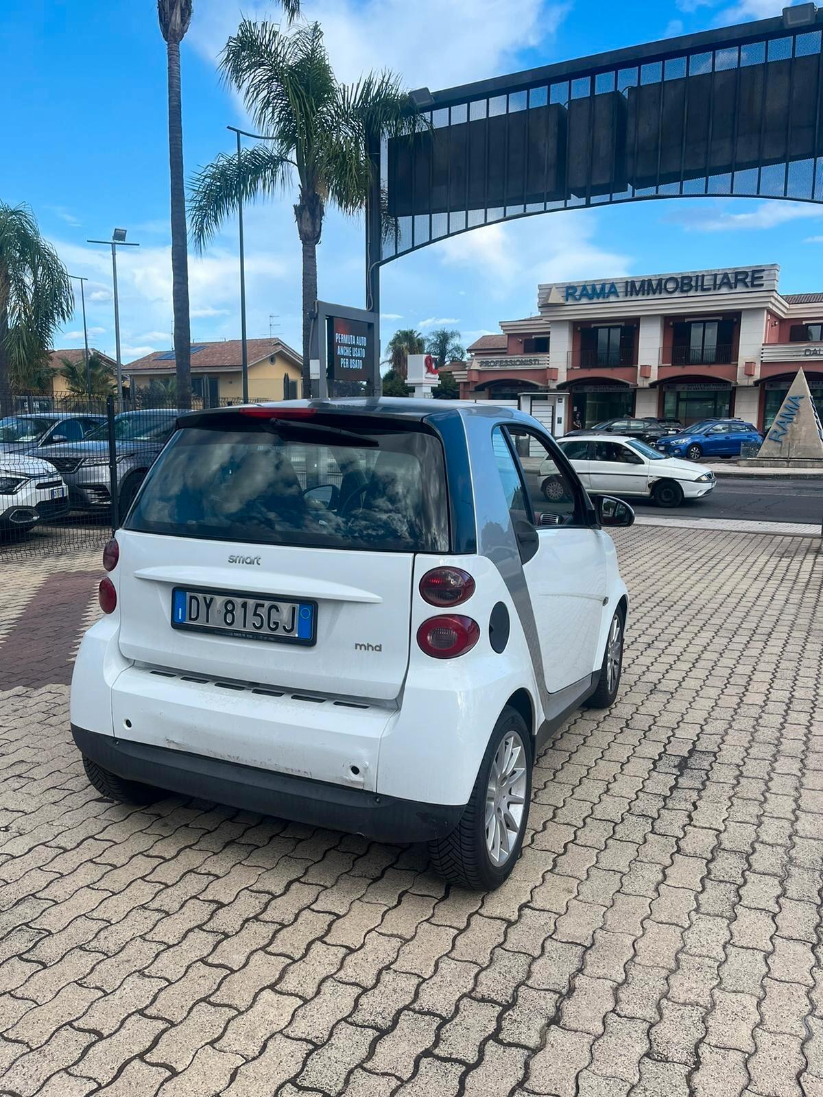 Smart ForTwo 1000 52 kW MHD coupé passion