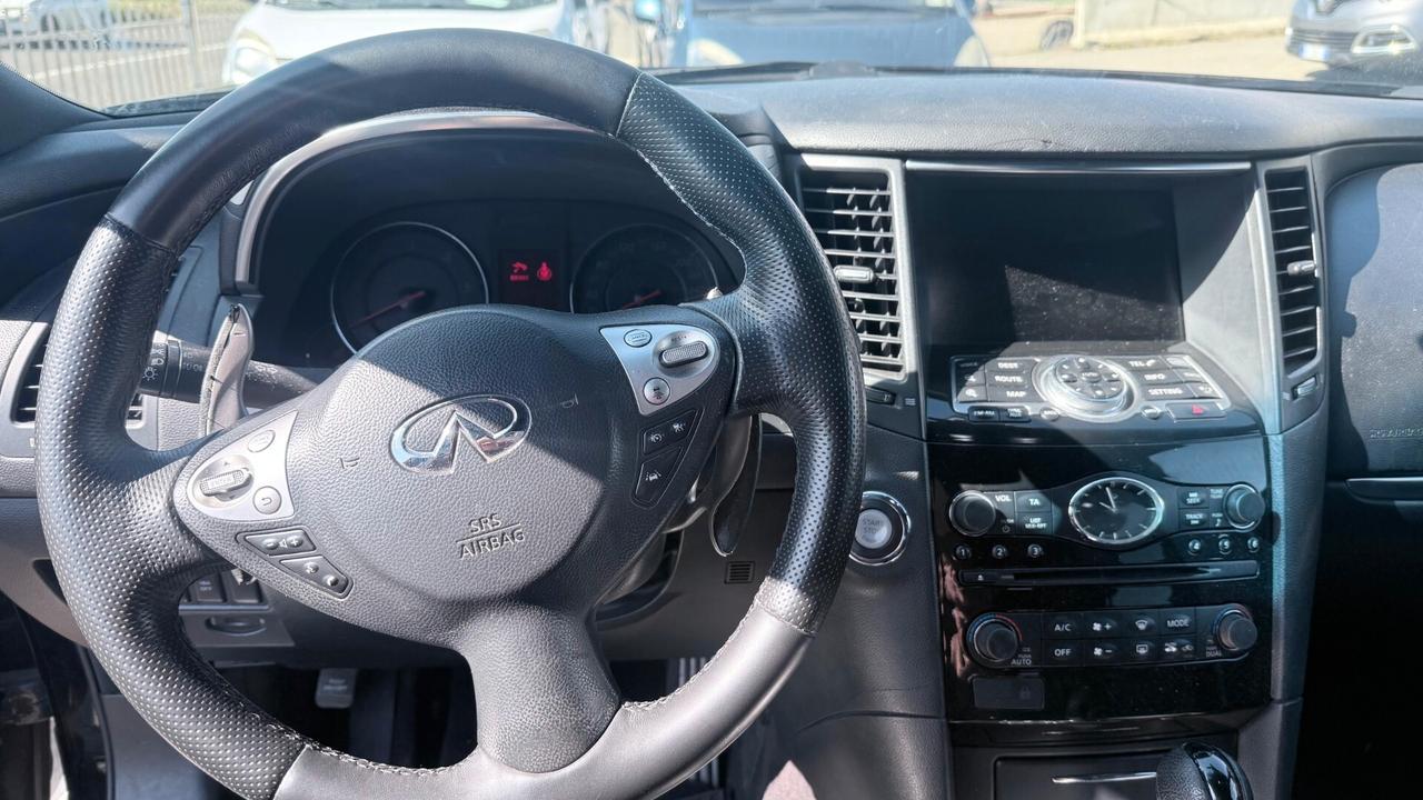 Infiniti FX FX30d S 3.0 DIESEL 4X4