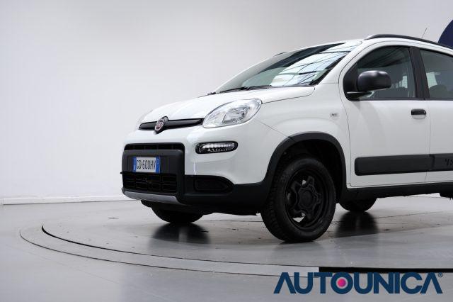 FIAT Panda 0.9 TWINAIR TURBO S&S 4x4 NEOPATENTATI
