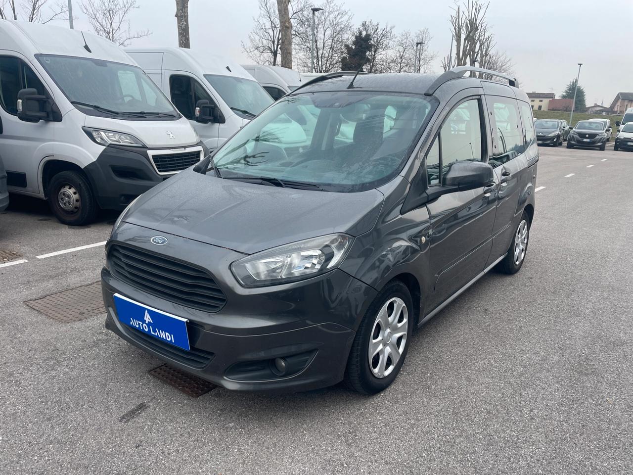 Ford Tourneo Courier 1.5 tdci 75cv 5 POSTI
