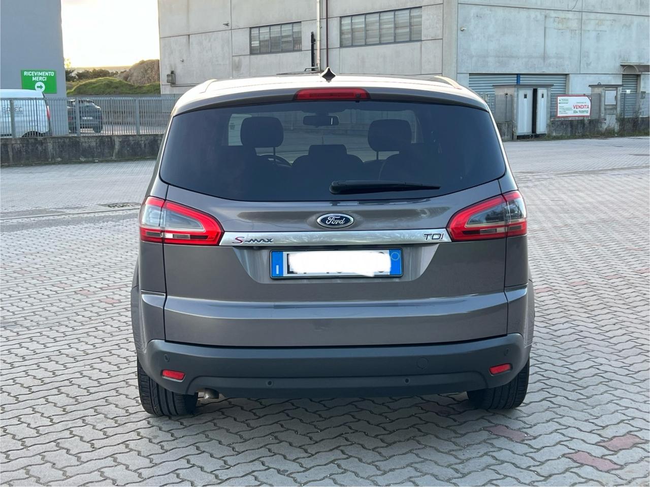 Ford S-Max 2.0 TDCi 163CV Powershift 7 posti Business Nav