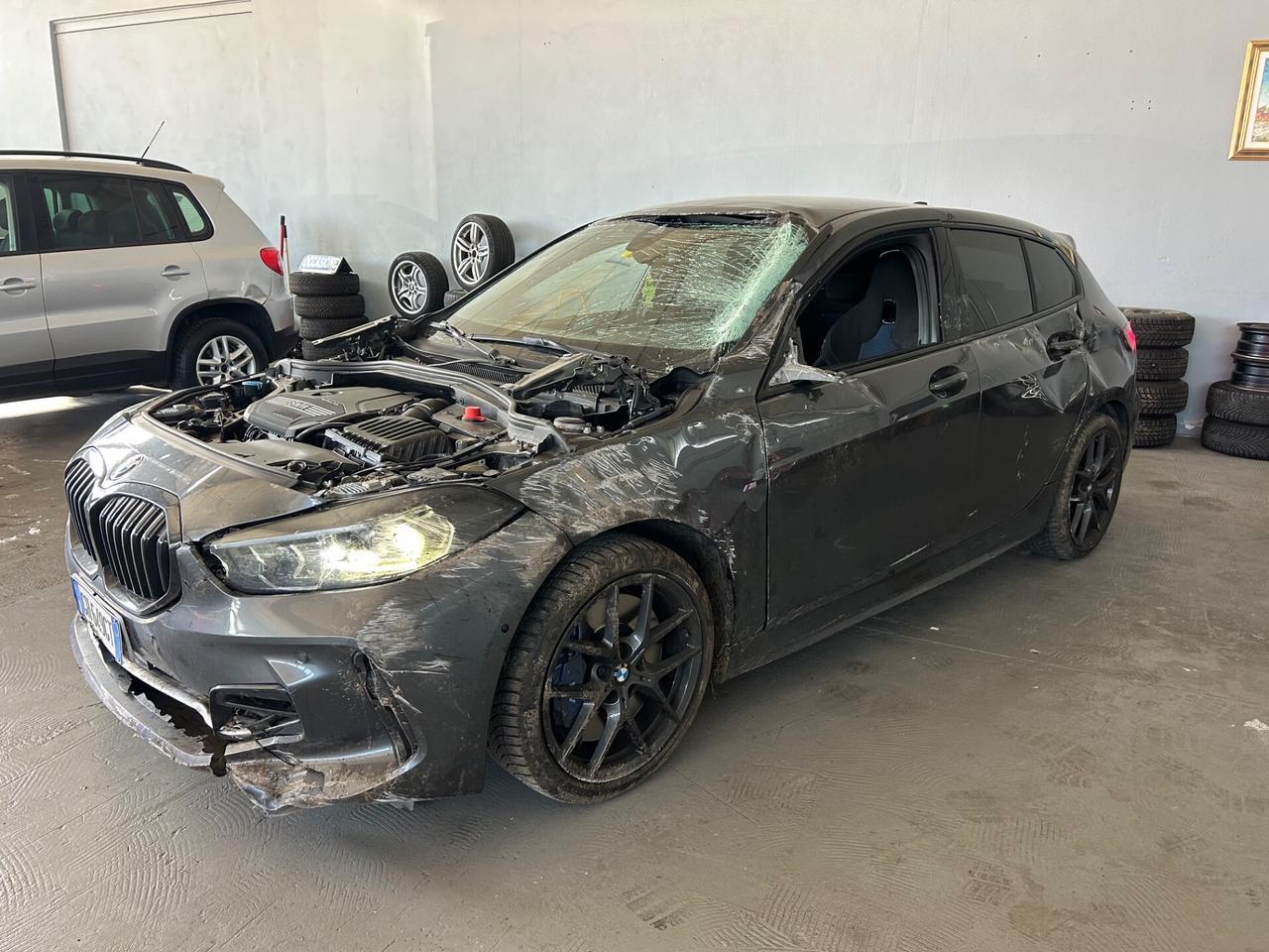 Bmw 118 118i 5p. Msport Exterior