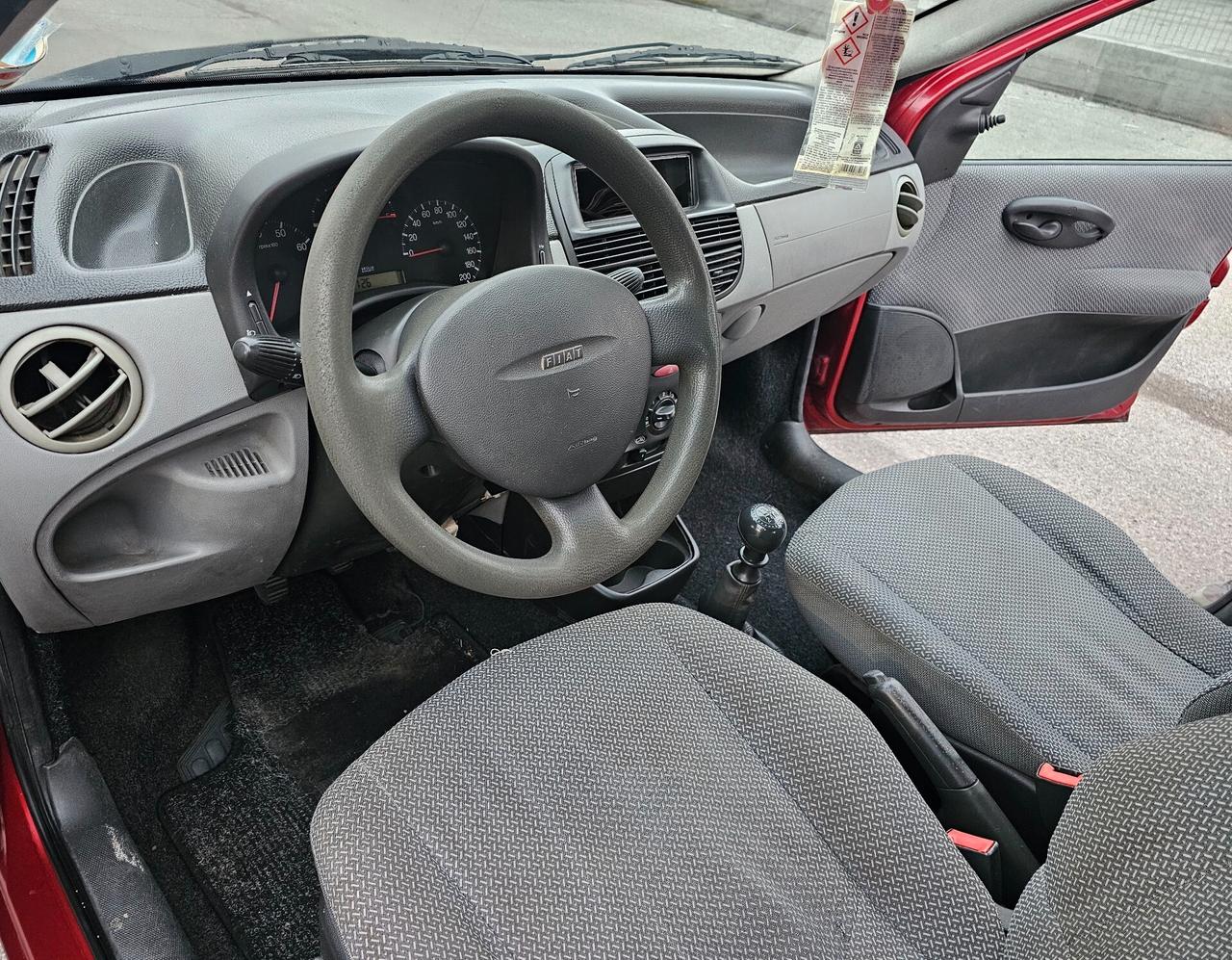 FIAT PUNTO 1.2 GUIDABILE DA NEOPATENTATI