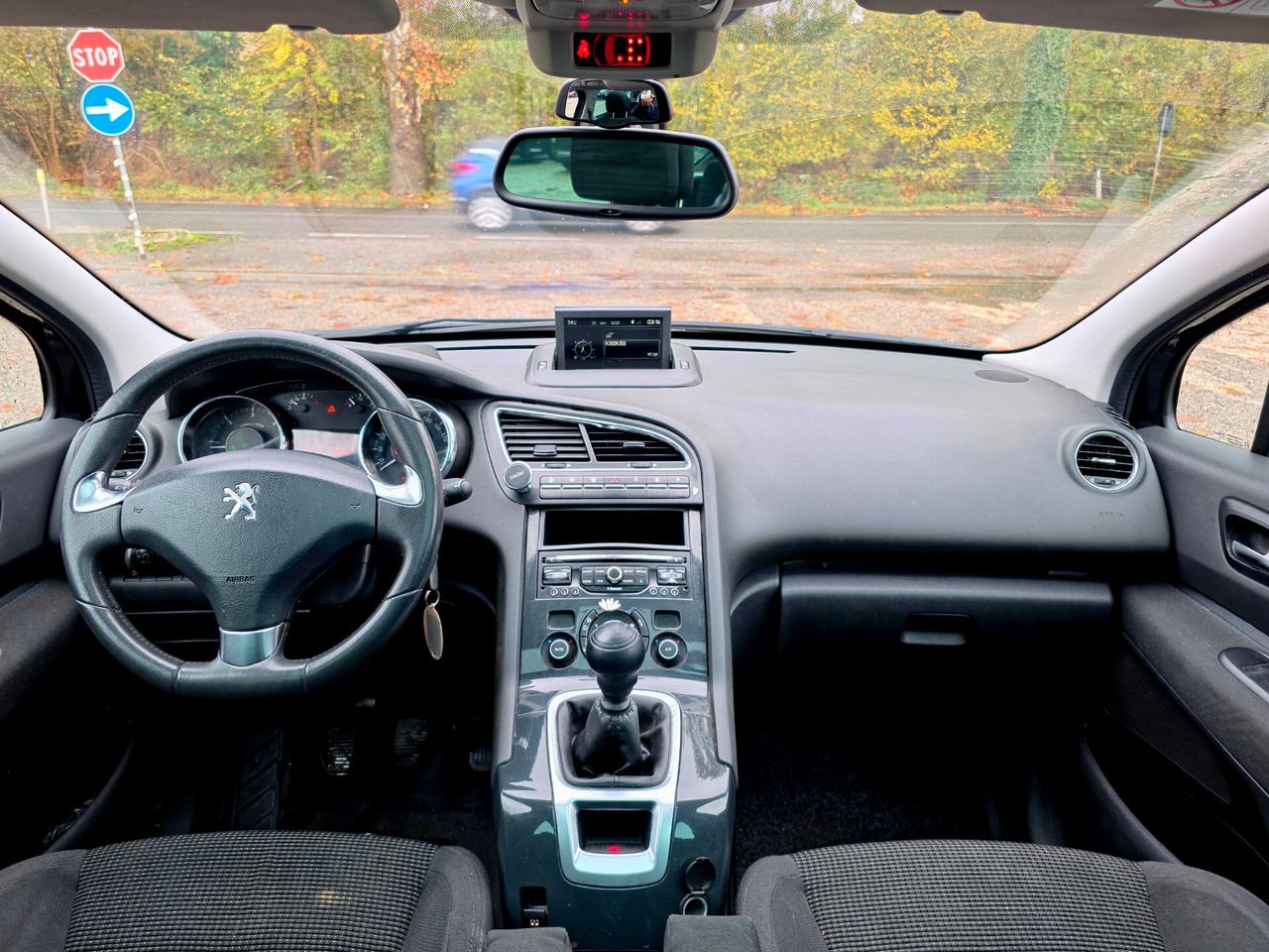 Peugeot 5008 1.6 HDi 115CV Allure 2013 E5B 7Posti Manuale NEO