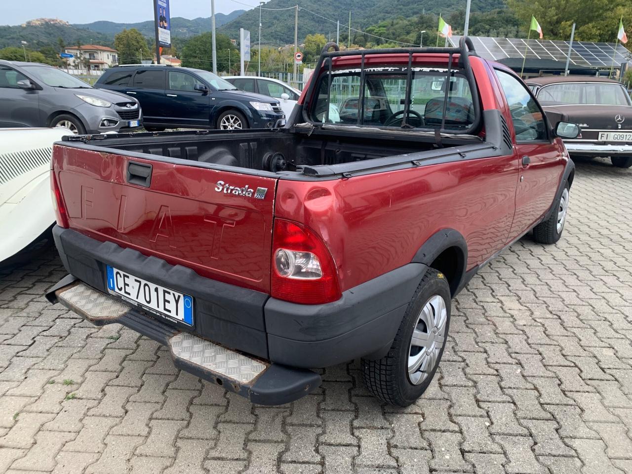Fiat Strada 1.9 JTD Pick-up