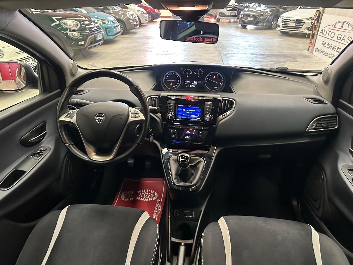 LANCIA - Ypsilon - 1.2 69 CV 5p. Platinum