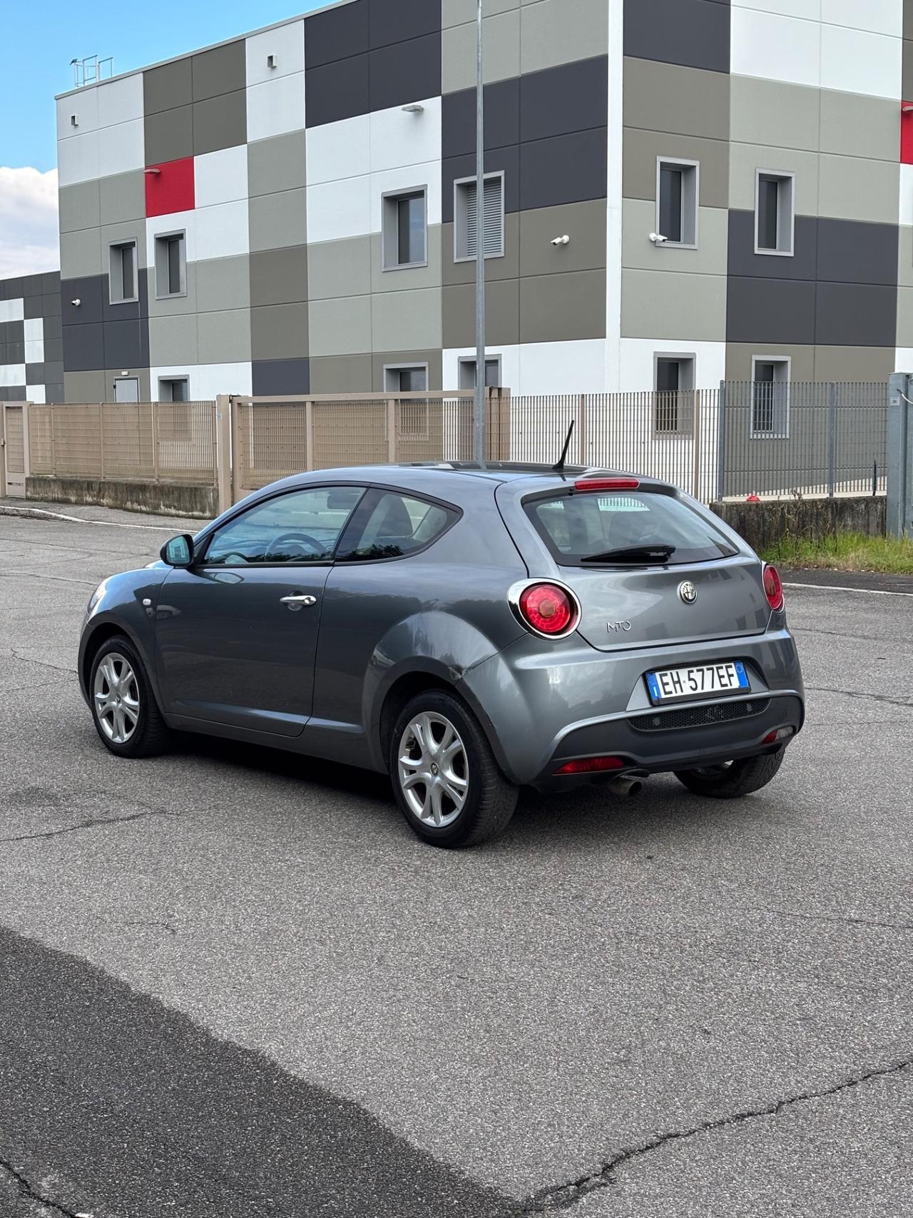 Alfa Romeo MiTo 1.4 78 CV Distinctive