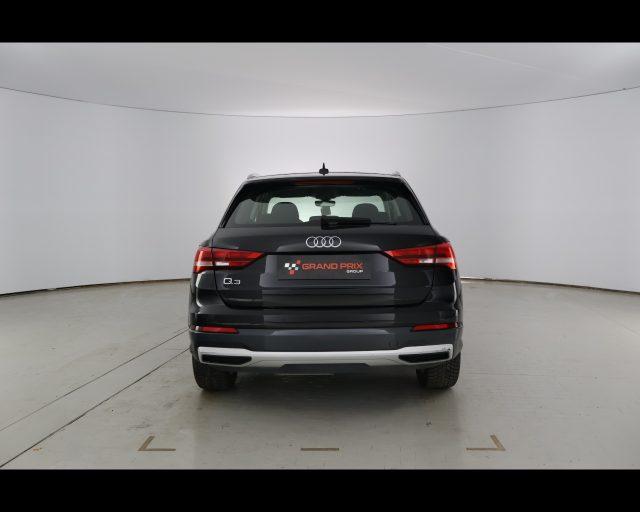 AUDI Q3 35 TDI S tronic Business Advanced