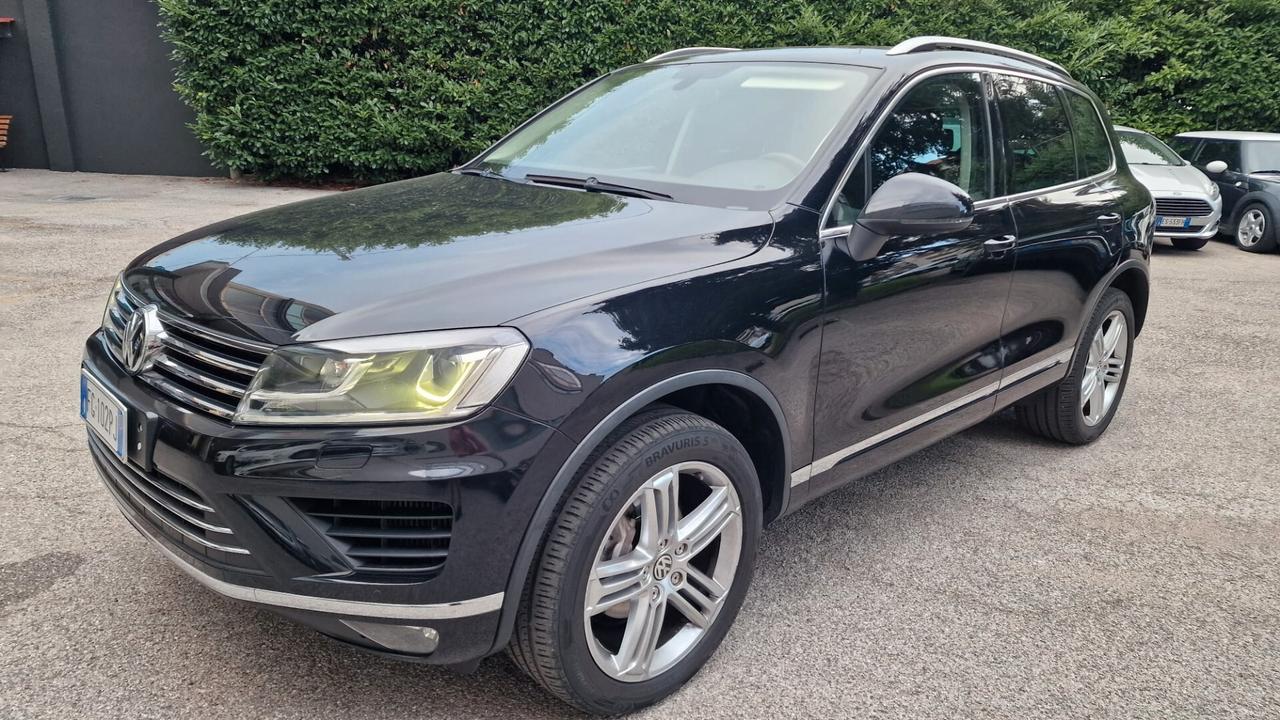 Volkswagen Touareg 3.0 TDI 204 CV tiptronic BlueMo