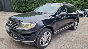 Volkswagen Touareg 3.0 TDI 204 CV tiptronic BlueMo