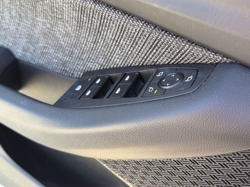 BMW Serie 2 Active Tourer SERIE 2 LUXURYLINE Tourer 216i Active Tourer auto