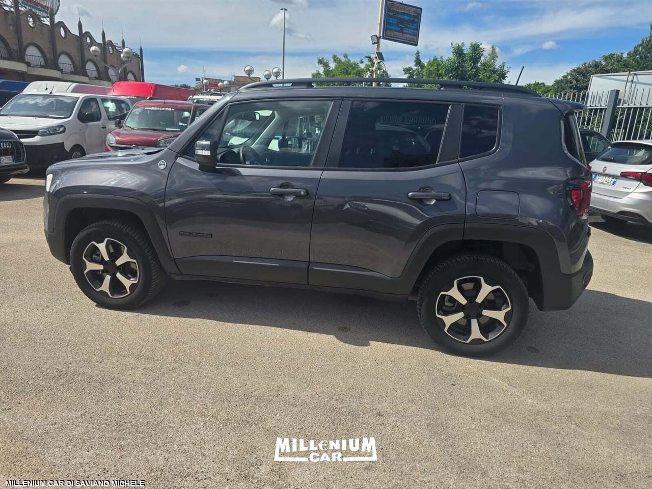 RENEGADE TRAILHAWK 4XE 2022 KM 53000