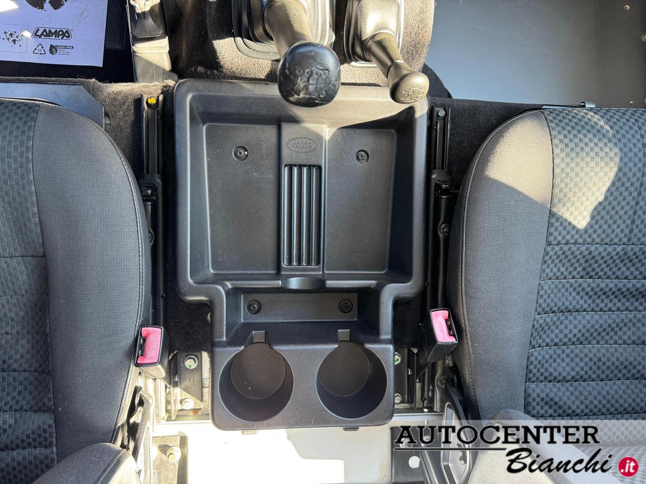 Land Rover Defender 90 SW Defender 90 2.4 td SE SW