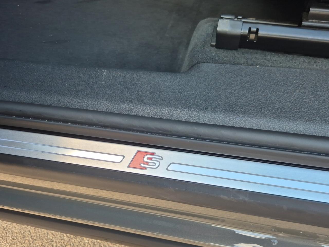 Audi Q3 SPB 35 TDI S tronic line MATRIX