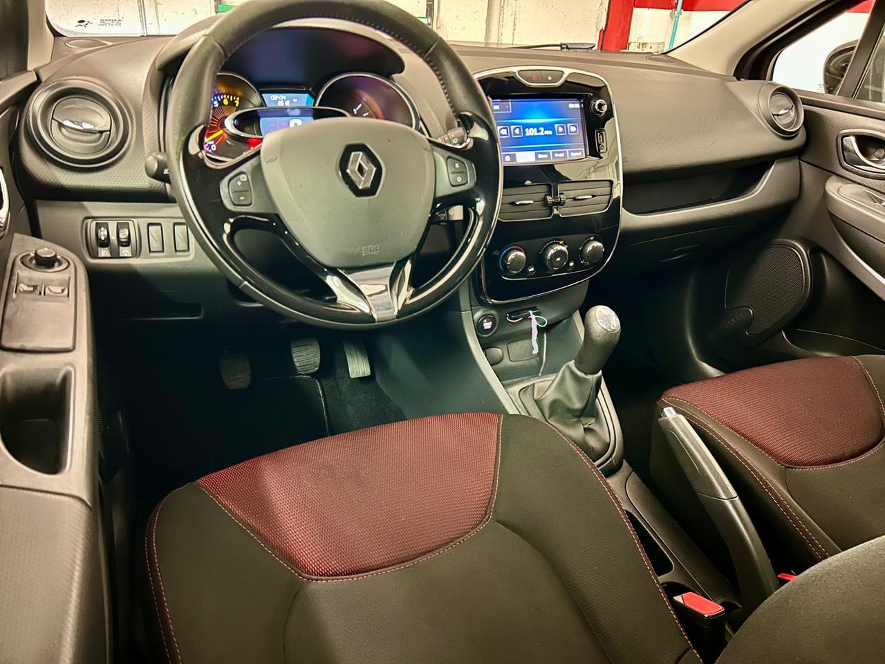 Renault Clio 1.2 75CV 5 porte Live