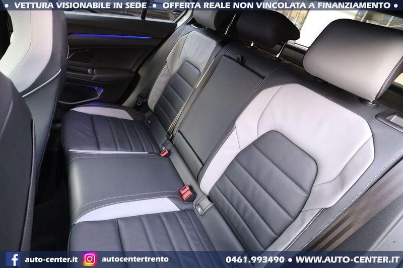 Volkswagen Golf 8 GTD DSG Black Pack *TETTO PELLE LED MATRIX