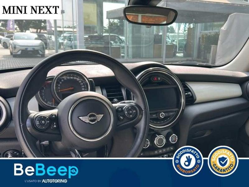 MINI Mini 5 porte 1.5 COOPER D 5P AUTO