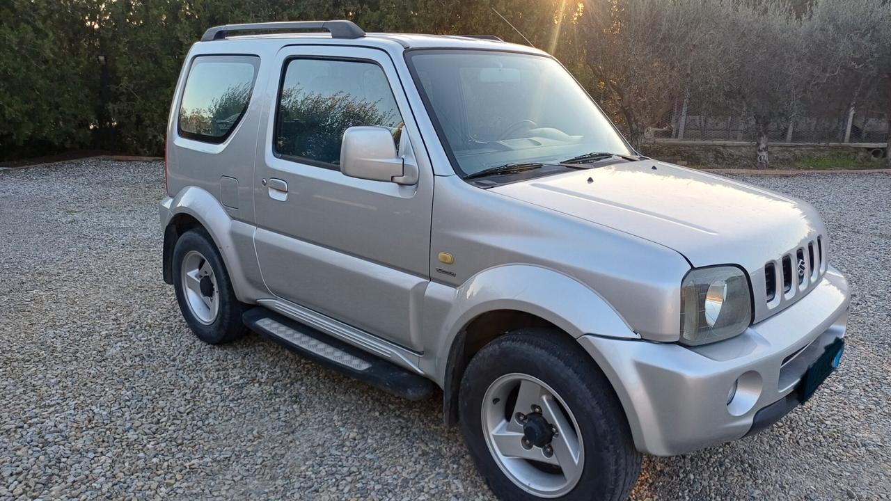 Suzuki Jimny 1.3i 16V cat 4WD JLX Special
