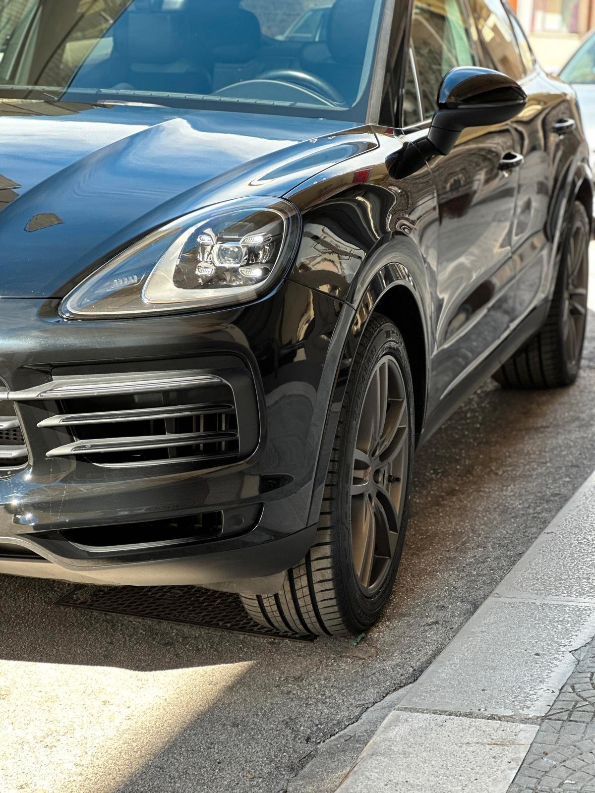Porsche Cayenne Coupé 3.0 V6 *FULL*