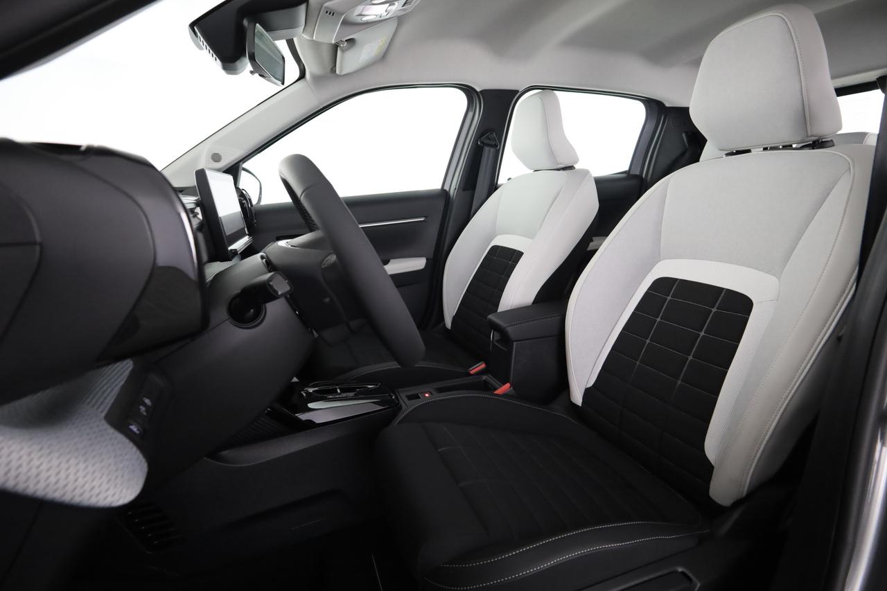 CITROEN C3 4ª serie C3 Hybrid 110 e-DCS6 Plus