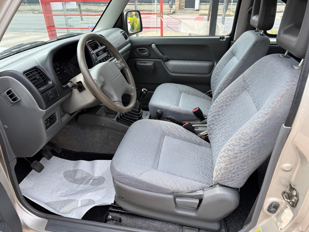 Suzuki Jimny 1.5 DDiS cat 4WD CABRIO.GANCIO TRAINO